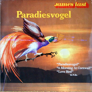 朱竹清被❌挤奶的视频
