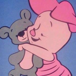 朱竹清被❌挤奶的视频
